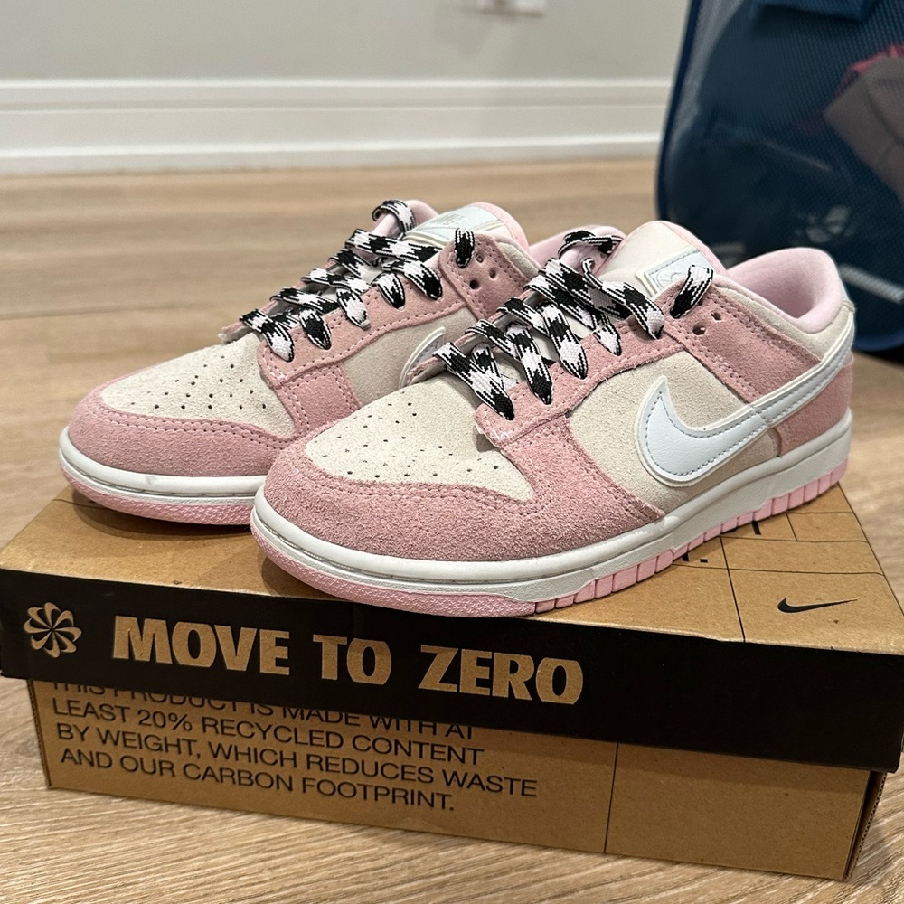 Nike Dunk Low SB "Pink Foam"